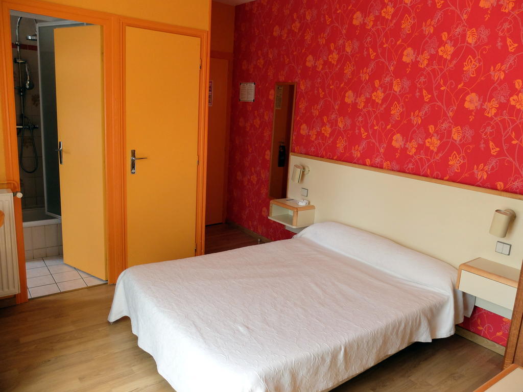 Les Messageries Hotel Saint-Flour  Ruang foto
