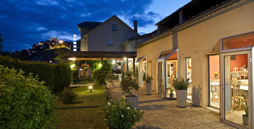 Les Messageries Hotel Saint-Flour  Bagian luar foto