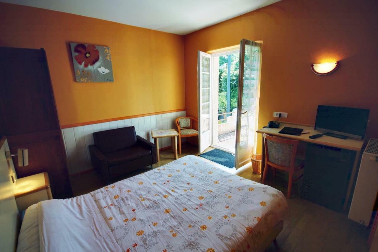 Les Messageries Hotel Saint-Flour  Ruang foto