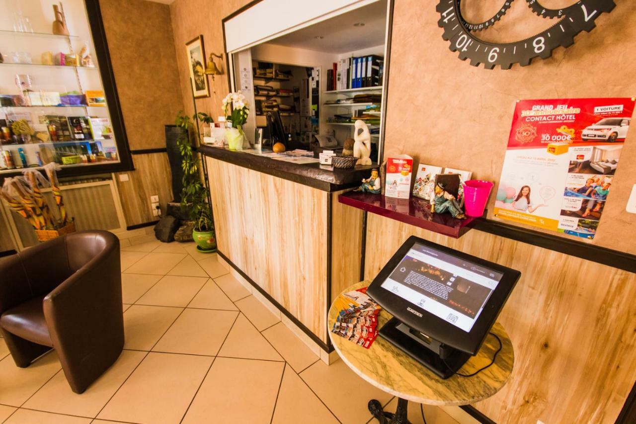 Les Messageries Hotel Saint-Flour  Bagian luar foto